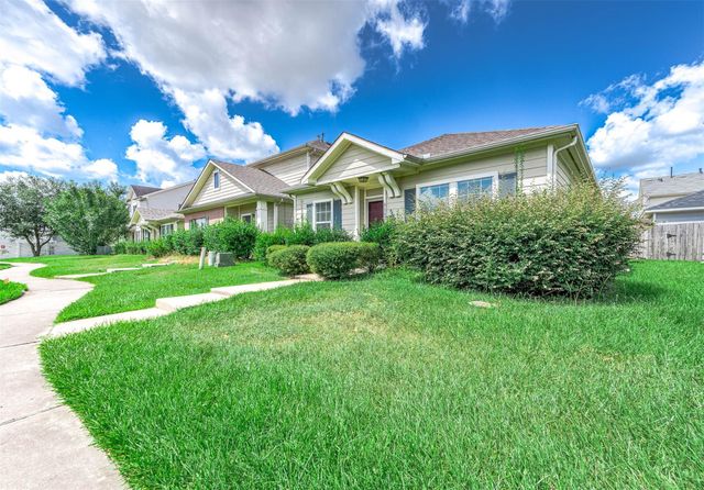 6162 Settlers Lake Circle E, Katy, TX 77449