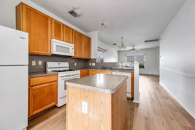 6162 Settlers Lake Circle E, Katy, TX 77449
