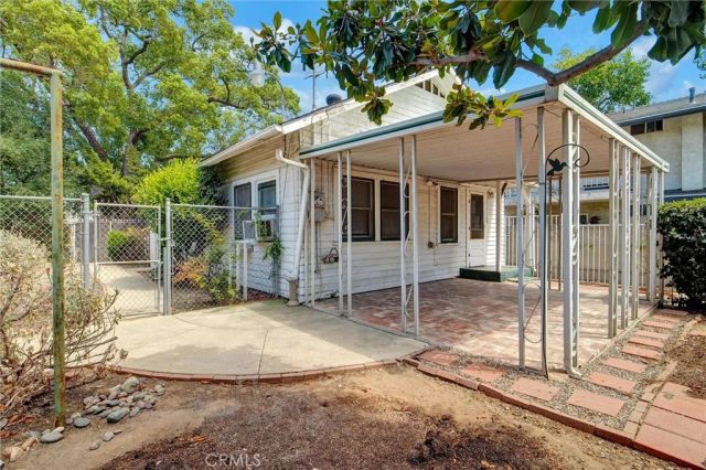 1005 N Alameda, Azusa, CA 91702