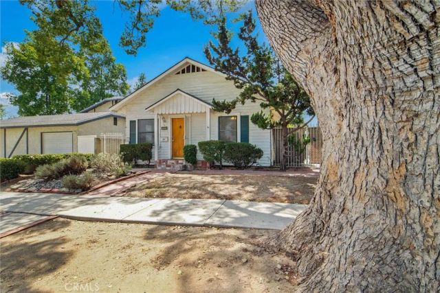1005 N Alameda, Azusa, CA 91702