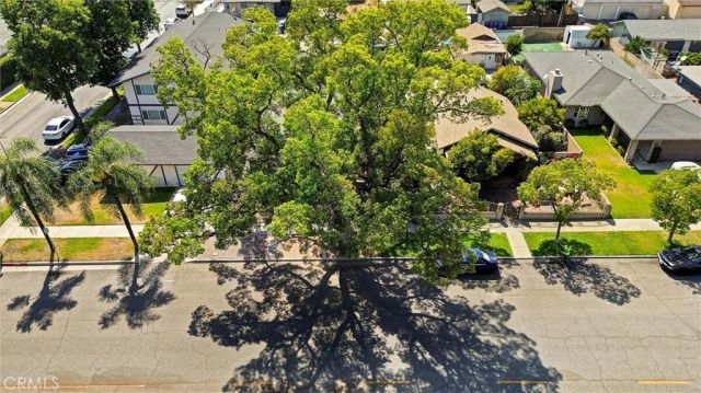 1005 N Alameda, Azusa, CA 91702