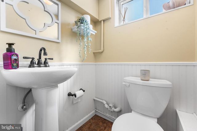 12402 BARBARY RD, Philadelphia, PA 19154