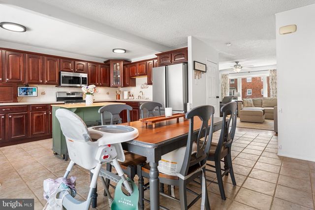 12402 BARBARY RD, Philadelphia, PA 19154