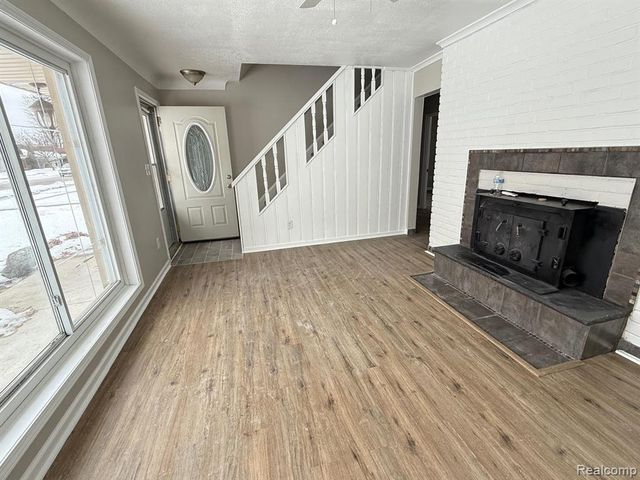 7331 Drexel Street, Dearborn Heights, MI 48127