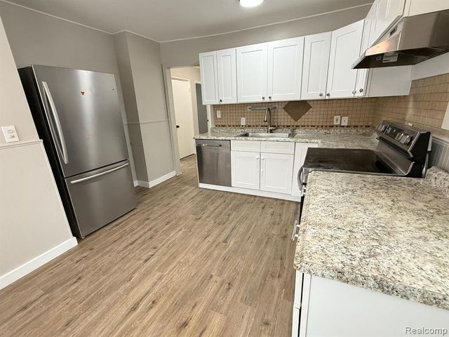 7331 Drexel Street, Dearborn Heights, MI 48127