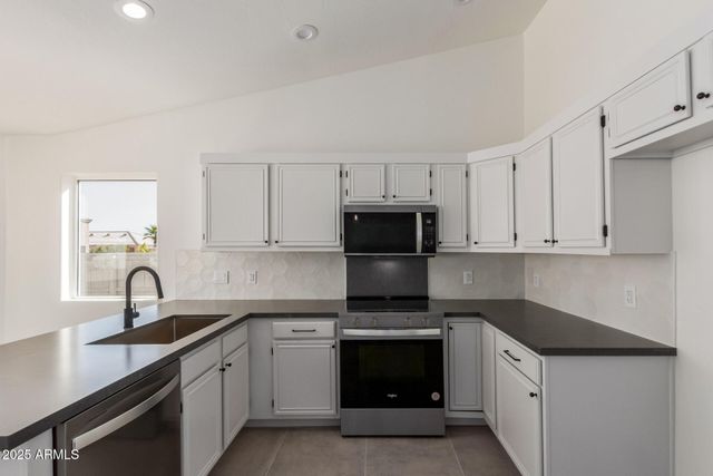 13845 N KENDALL Drive, Fountain Hills, AZ 85268