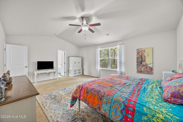 215 Chalet Road, Holly Ridge, NC 28445