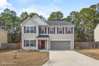 215 Chalet Road, Holly Ridge, NC 28445