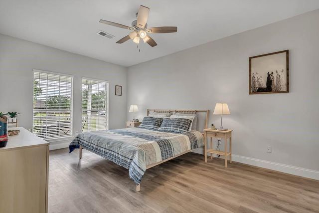5417 Blue Haven Drive, Willis, TX 77318