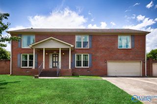 9608 Waldrop Drive SE, Huntsville, AL 35803