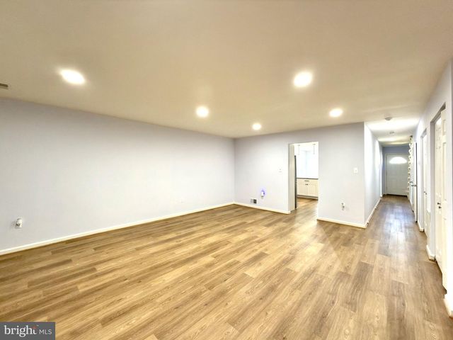 18077 OLDE PORT LN, Triangle, VA 22172