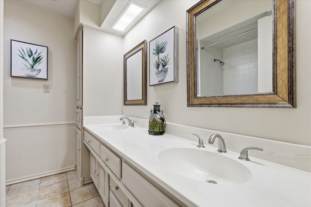 2310 Vanderbilt Court, Rowlett, TX 75088