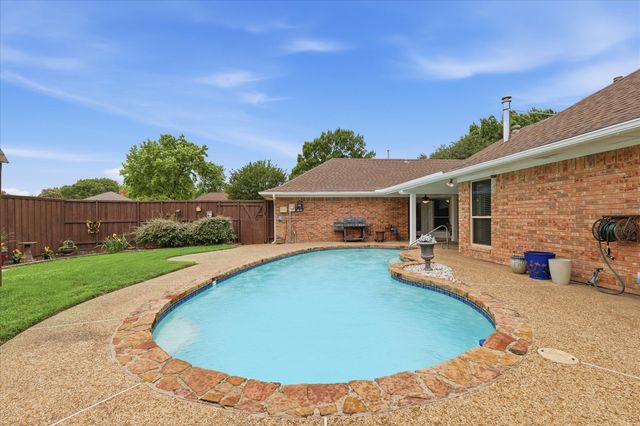 2310 Vanderbilt Court, Rowlett, TX 75088