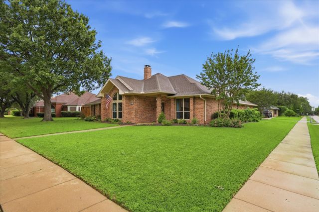 2310 Vanderbilt Court, Rowlett, TX 75088