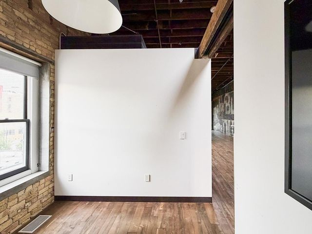 211 Washington Avenue N, Minneapolis, MN 55401