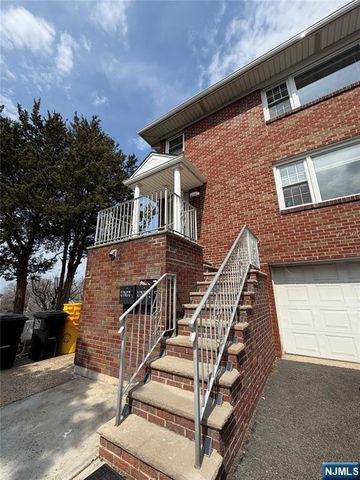 157 Cottage Place 2, Fairview, NJ 07022