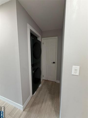 157 Cottage Place 2, Fairview, NJ 07022