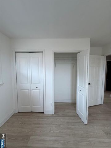 157 Cottage Place 2, Fairview, NJ 07022