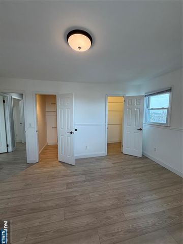 157 Cottage Place 2, Fairview, NJ 07022