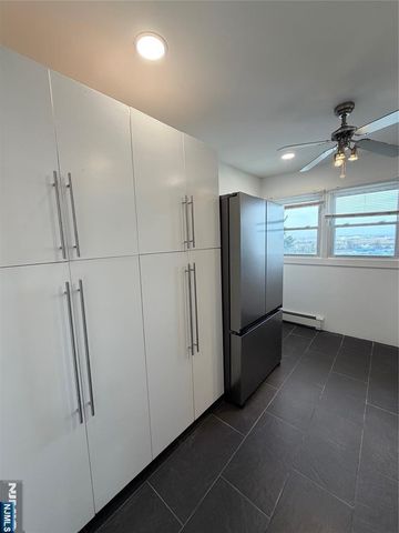 157 Cottage Place 2, Fairview, NJ 07022