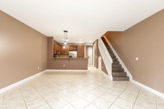 7782 Paddock Place, Davie, FL 33328