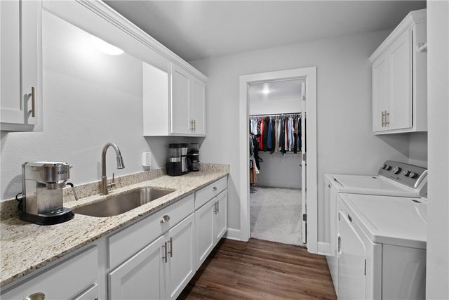 880 Bob Glen Circle, Centerton, AR 72719