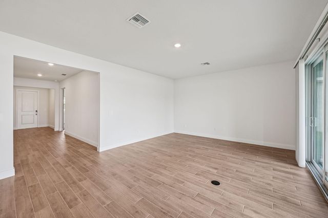 5613 Hampton Park Circle, Vero Beach, FL 32966