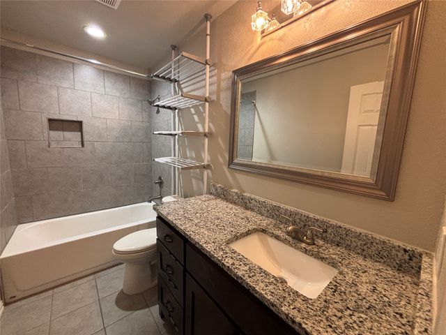 621 N Avenue B, Springtown, TX 76082