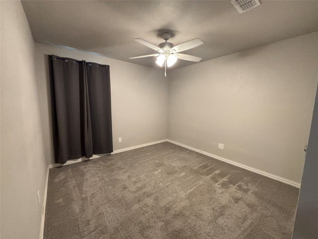 621 N Avenue B, Springtown, TX 76082