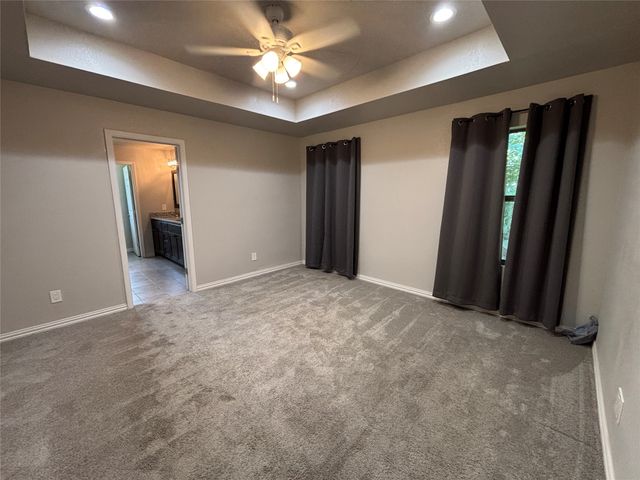 621 N Avenue B, Springtown, TX 76082