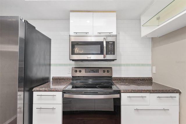 4308 SW 69TH TERRACE, Gainesville, FL 32608