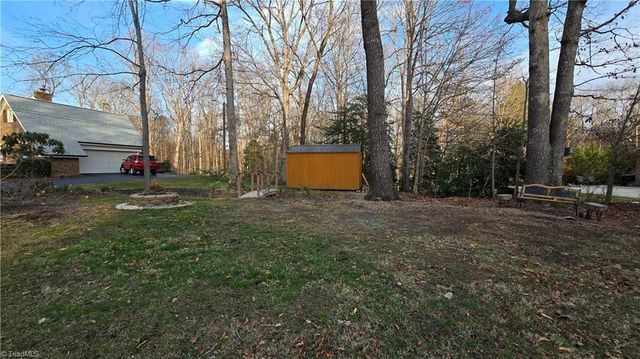 113 Forest View Drive, Mount Airy, NC 27030