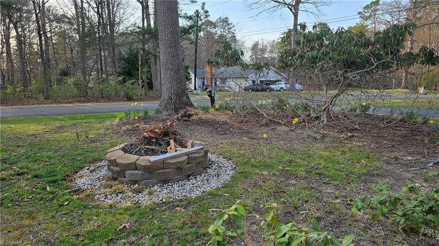 113 Forest View Drive, Mount Airy, NC 27030