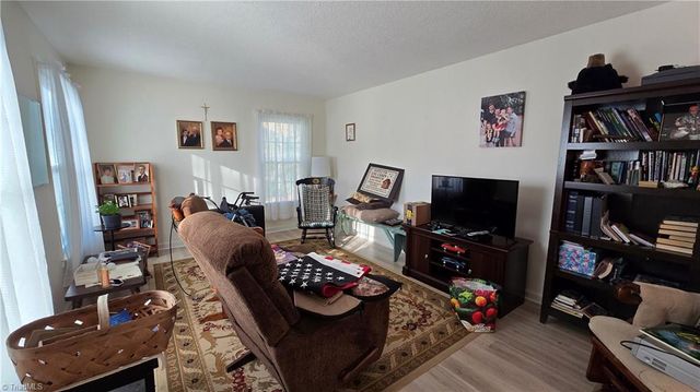 113 Forest View Drive, Mount Airy, NC 27030