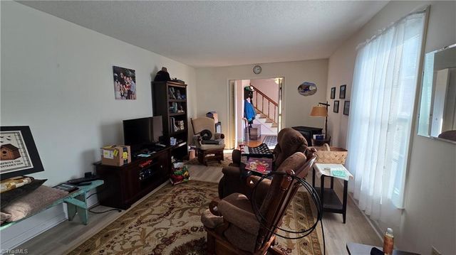 113 Forest View Drive, Mount Airy, NC 27030