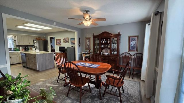 113 Forest View Drive, Mount Airy, NC 27030