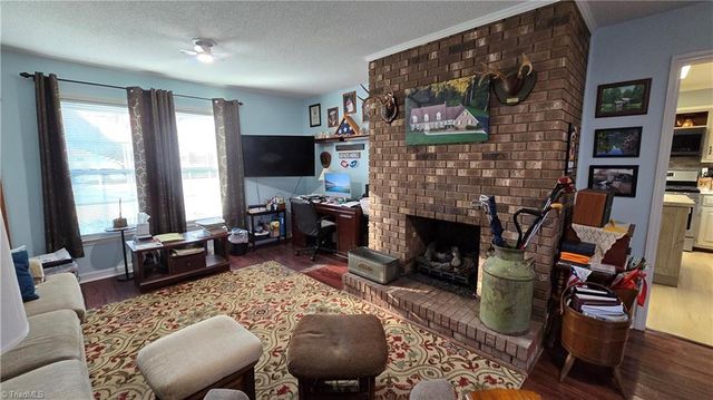 113 Forest View Drive, Mount Airy, NC 27030