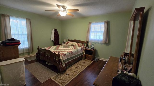 113 Forest View Drive, Mount Airy, NC 27030