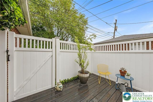 1733 West Highland Street, Allentown City, PA 18104