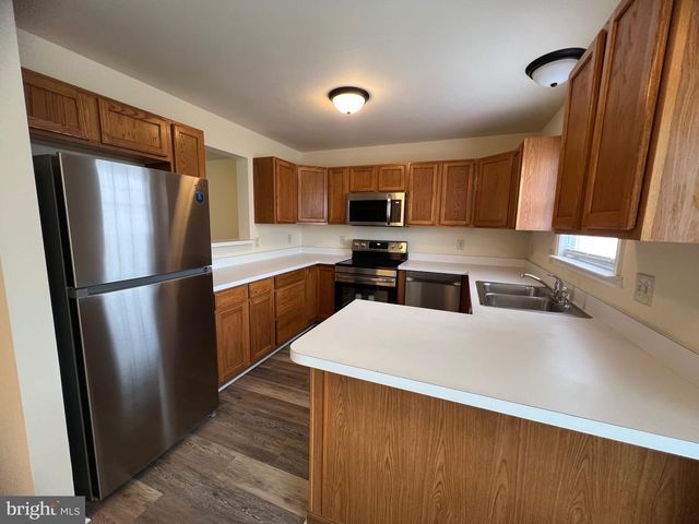 15 MISTALA CT, Inwood, WV 25428