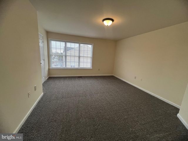 15 MISTALA CT, Inwood, WV 25428