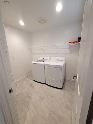 1164 Ponderosa Way, Madera, CA 93636