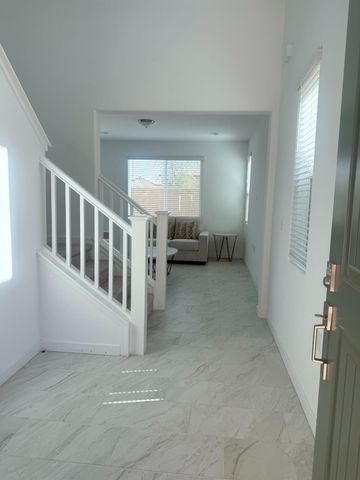 1164 Ponderosa Way, Madera, CA 93636
