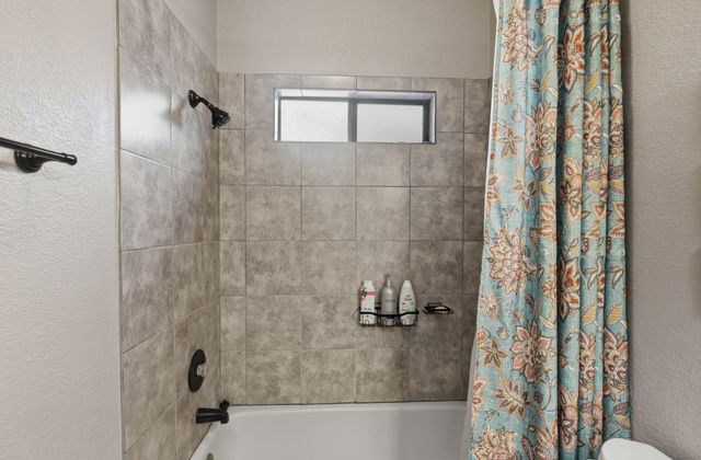 7605 Don Gaspar Drive NE, Albuquerque, NM 87109