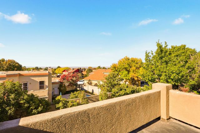 7605 Don Gaspar Drive NE, Albuquerque, NM 87109