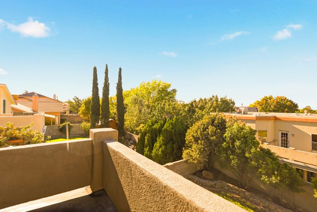 7605 Don Gaspar Drive NE, Albuquerque, NM 87109