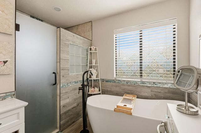 7605 Don Gaspar Drive NE, Albuquerque, NM 87109