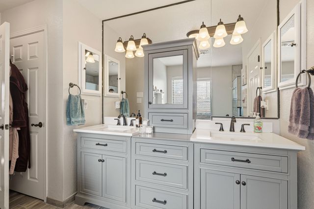 7605 Don Gaspar Drive NE, Albuquerque, NM 87109