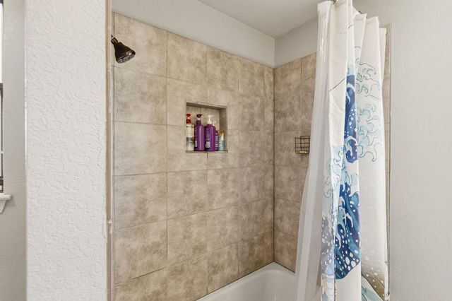 7605 Don Gaspar Drive NE, Albuquerque, NM 87109