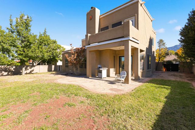 7605 Don Gaspar Drive NE, Albuquerque, NM 87109